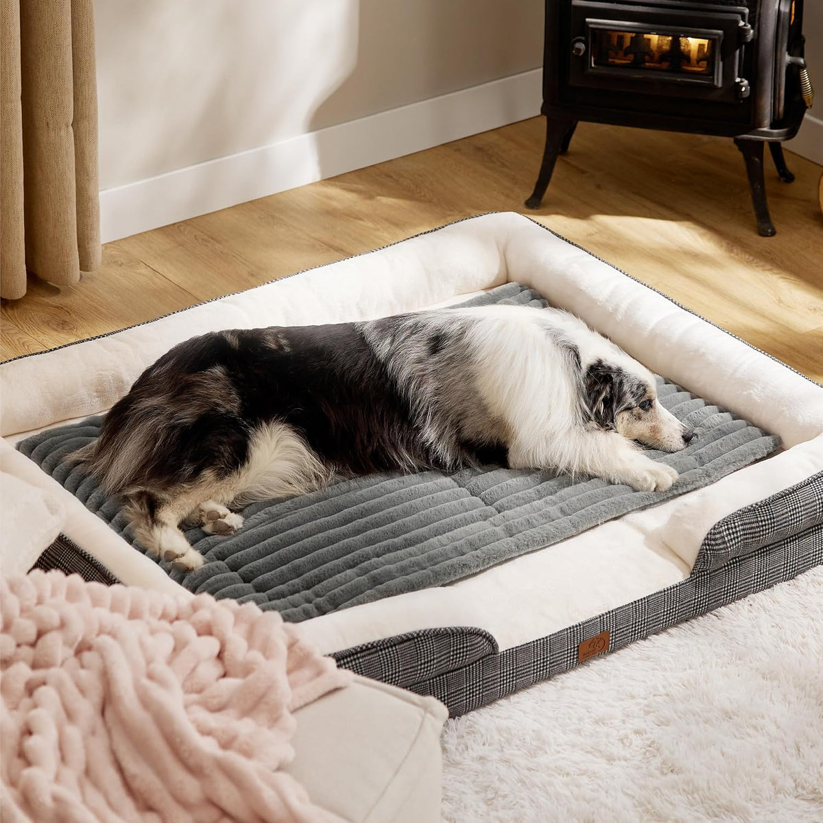 ThermalNest™ Cozy Self-Warming Corduroy Pet Mat